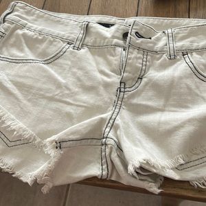 Billabong laneway shorts
